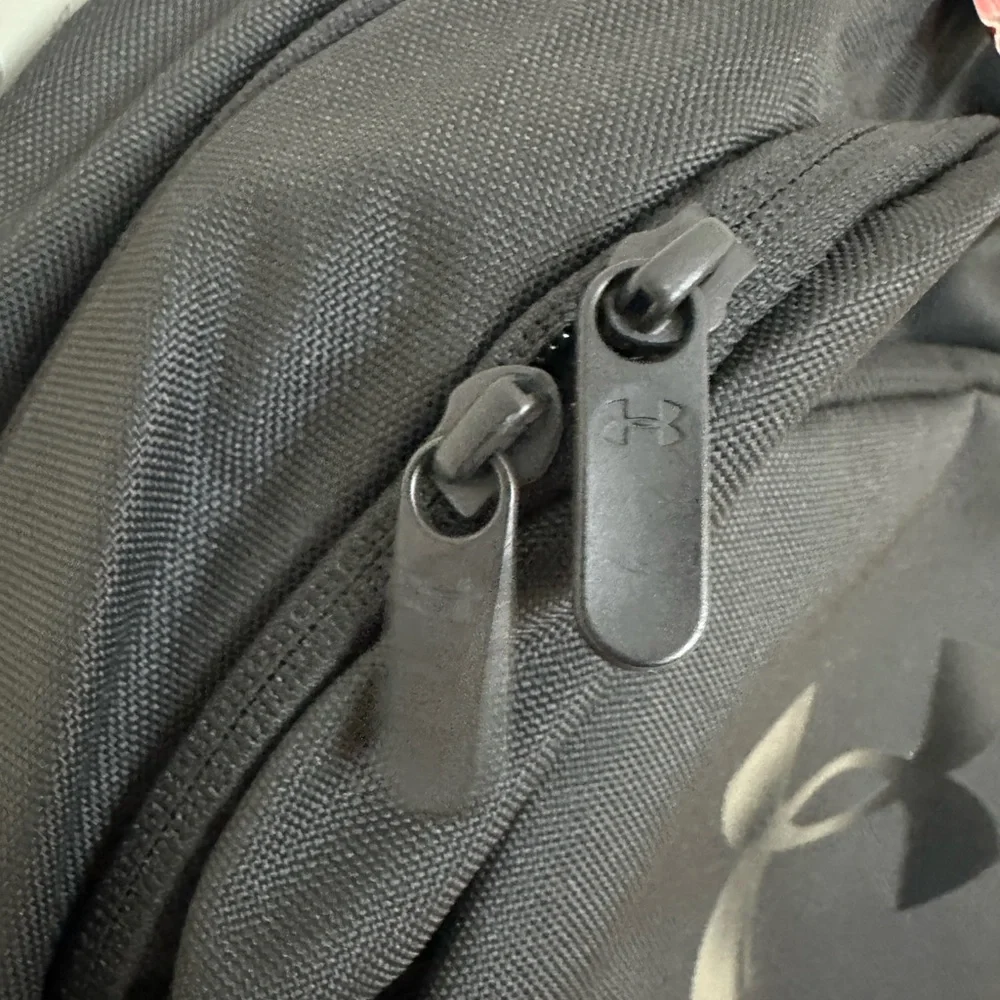 Under Armour Hustle 6.0 Storm Backpack Water-Resistant | Laptop Sleeve Black